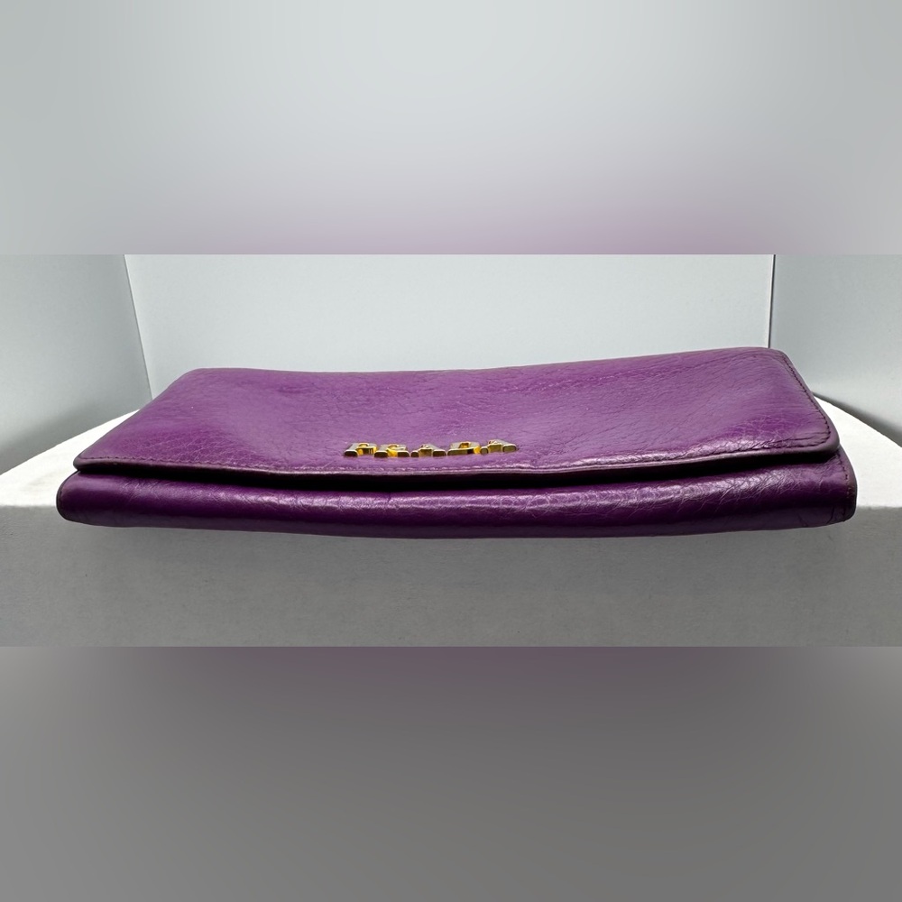 Gorgeous Authentic (COA included) Purple Prada Milano Wallet Preloved - Picture 4 of 16